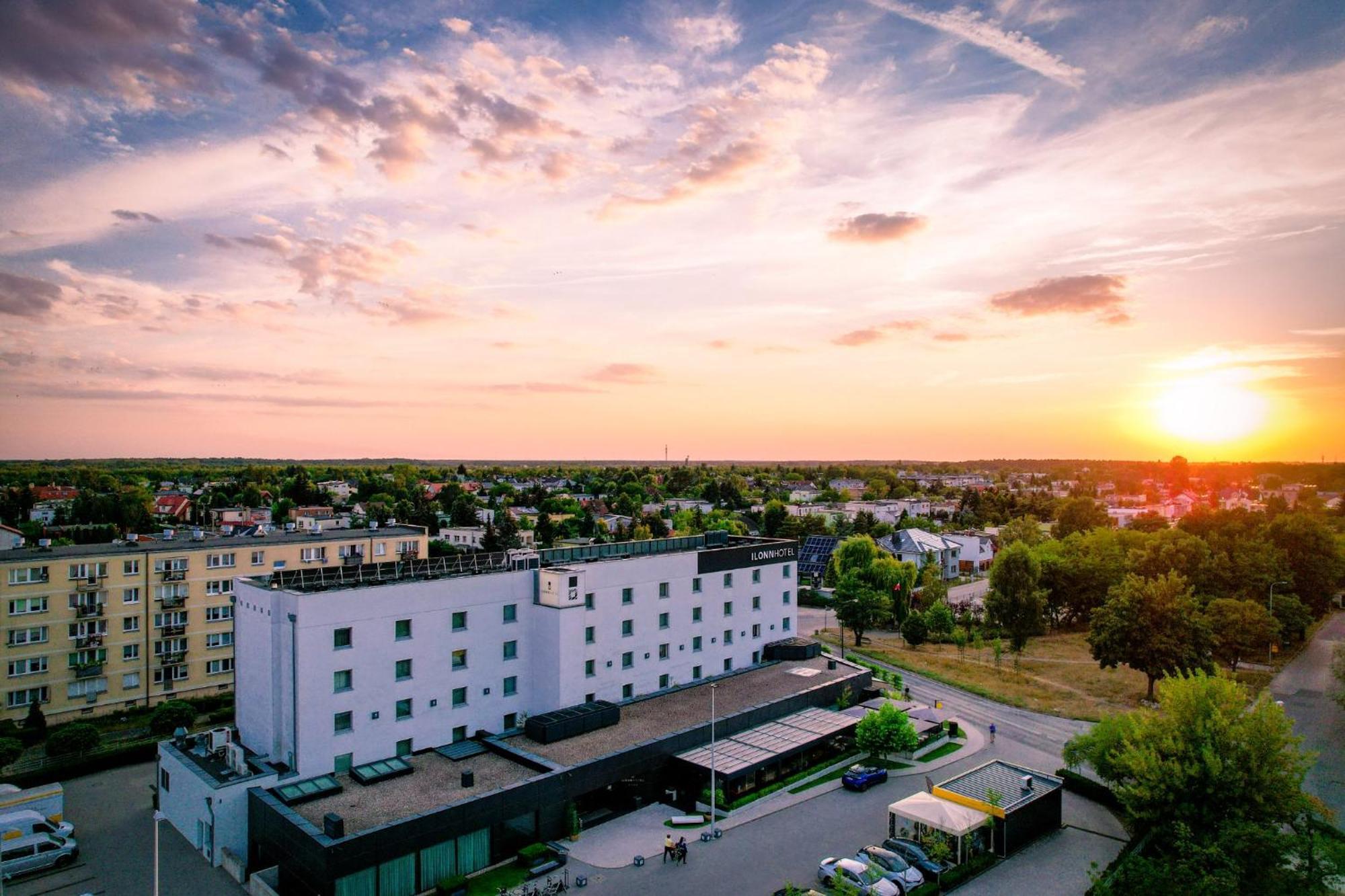 Ilonn Hotel Poznan Exterior photo